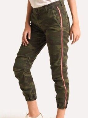 Sundry Green Camo Stripe Accent High-Rise Jogger Pants Zip Ankle 30 Indie Sleaze